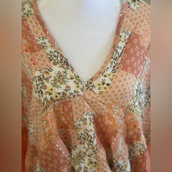 Adora “Beside You” Peach Floral Dolman Sleeve Top - Picture 4 of 5